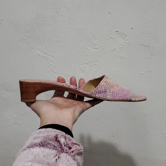 Stuart Weitzman Y2K Pink Iridescent Snakeskin Leather Sandals Size 9 - Picture 8 of 14